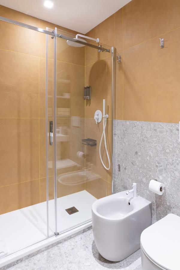 White Home Suite And Rooms Roma Dış mekan fotoğraf