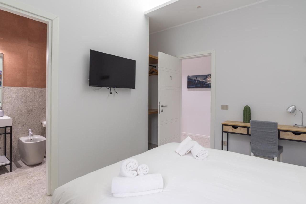 White Home Suite And Rooms Roma Dış mekan fotoğraf